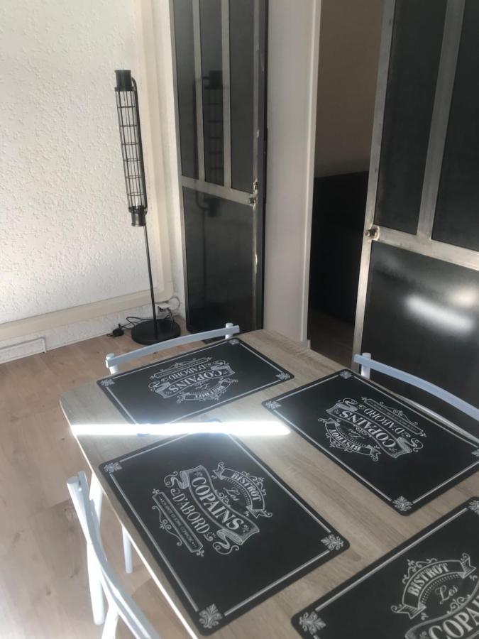 Studio 2 Adultes 2 Enfants Sanary Sur Mer A 800M De La Mer מראה חיצוני תמונה